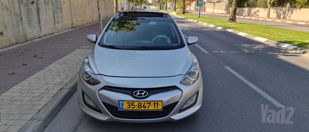 יונדאי i30