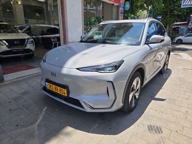  גלקסי E5 Tech לדגם אין ווריאנטים בעולם חשמלי אוט׳ (214 כ״ס)