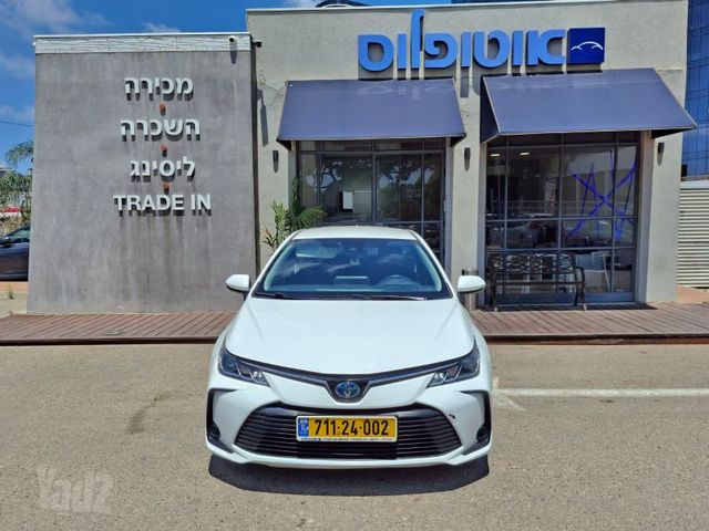 טויוטה קורולה