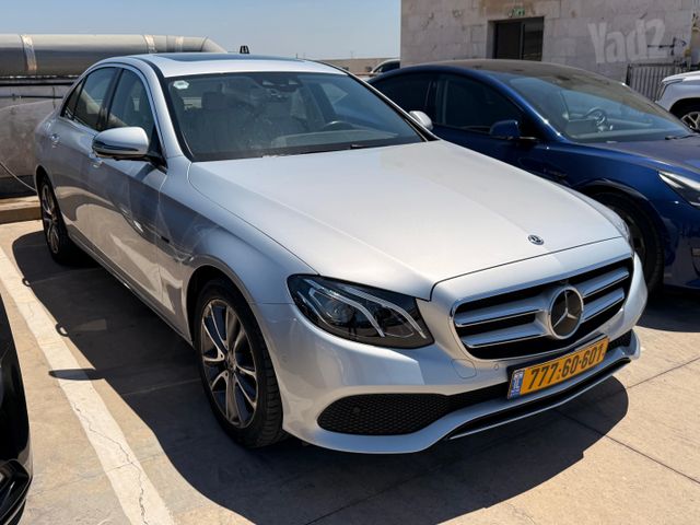 מודעת רכב מרצדס-בנץ E-class