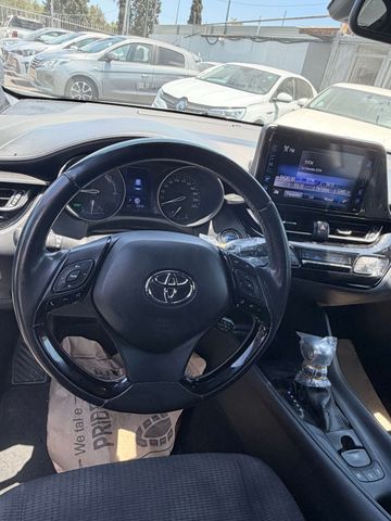טויוטה C-HR