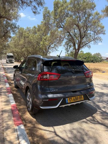 קיה נירו
