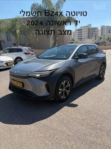 מודעת רכב טויוטה bZ4X