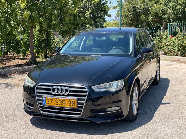 מודעת רכב אאודי A3 1