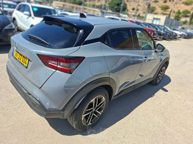 ניסאן ג'וק
