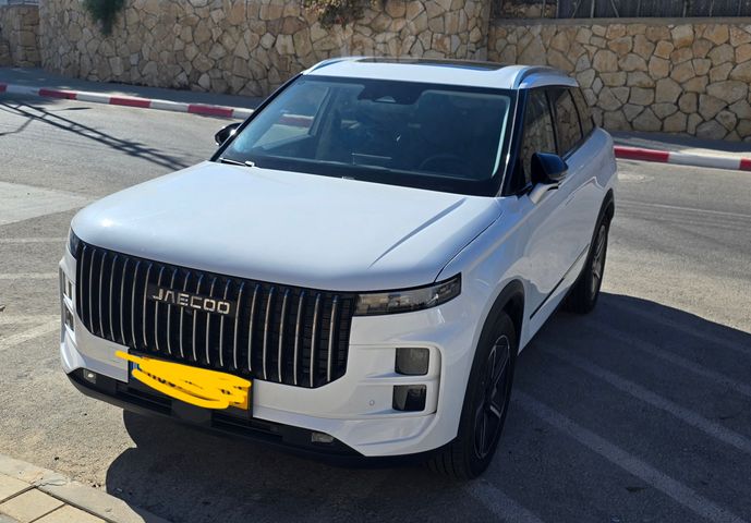 ג'אקו J7