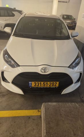 מודעת רכב טויוטה יאריס