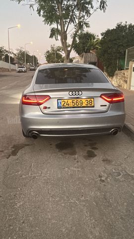 אאודי A5