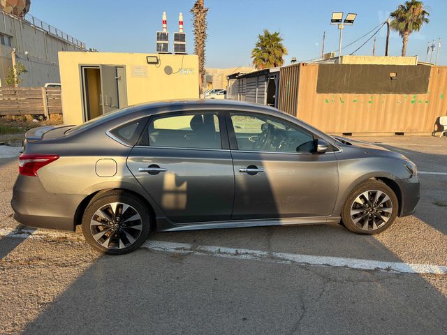 ניסאן סנטרה