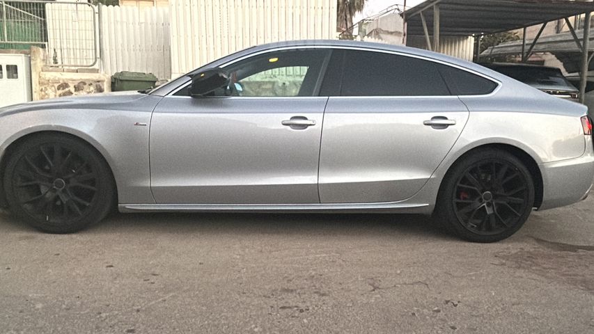 אאודי A5