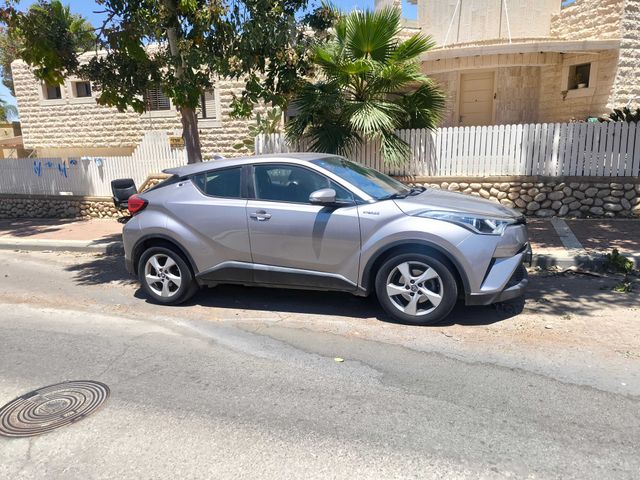 טויוטה C-HR