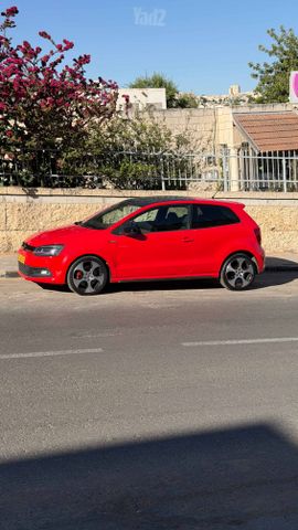 פולקסווגן פולו 