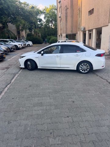 מודעת רכב טויוטה קורולה