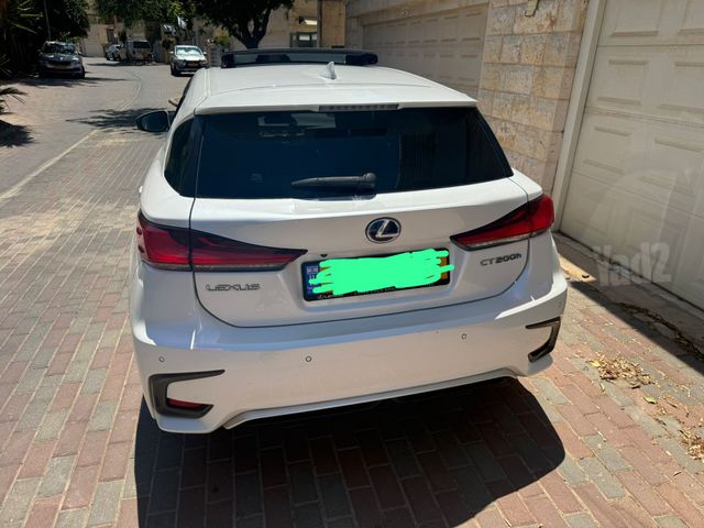 לקסוס CT