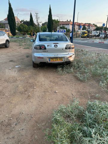 מאזדה 3