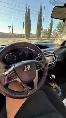 יונדאי i20
