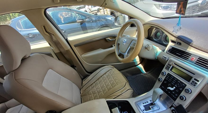 וולוו S80