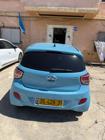 יונדאי i10