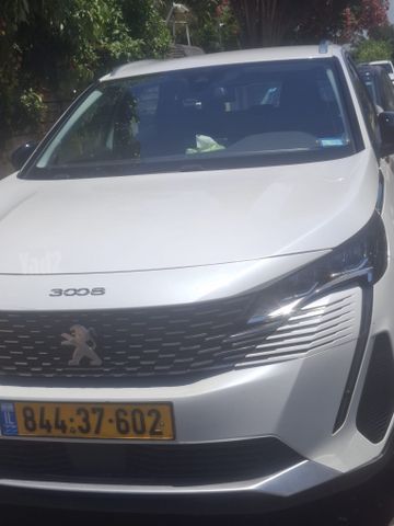 פיג'ו 3008