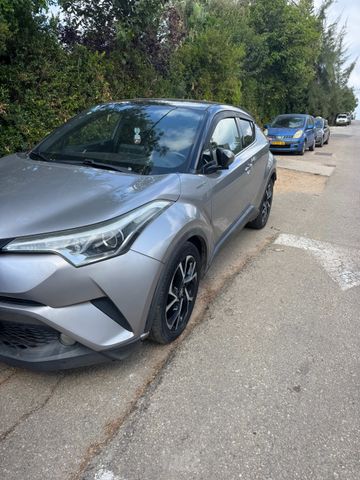 טויוטה C-HR