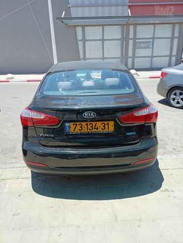 מודעת רכב קיה פורטה 