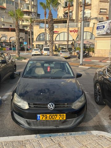 פולקסווגן פולו 