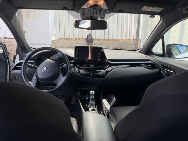 טויוטה C-HR
