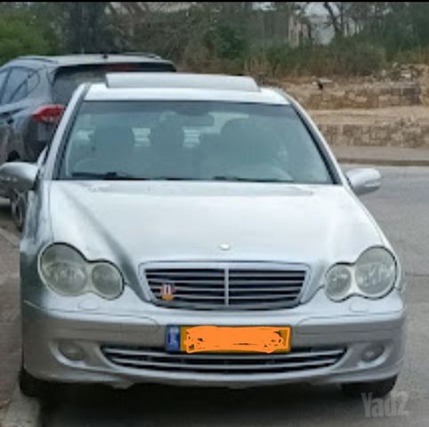 מודעת רכב מרצדס-בנץ C-class