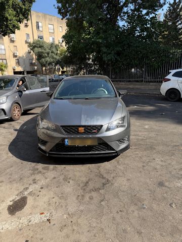 סיאט לאון