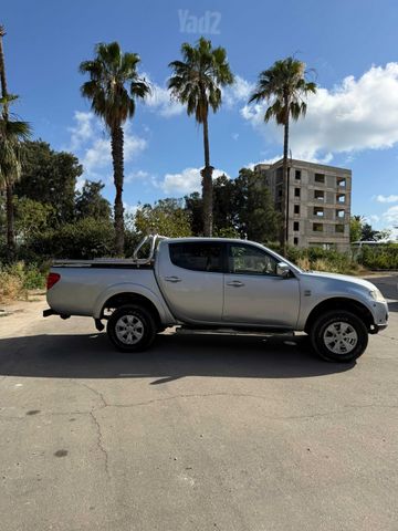 מיצובישי טרייטון / L200