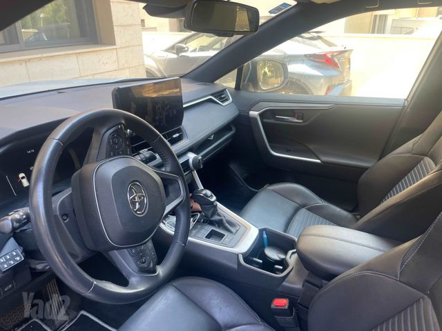 טויוטה RAV4