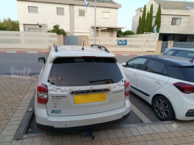 סובארו פורסטר