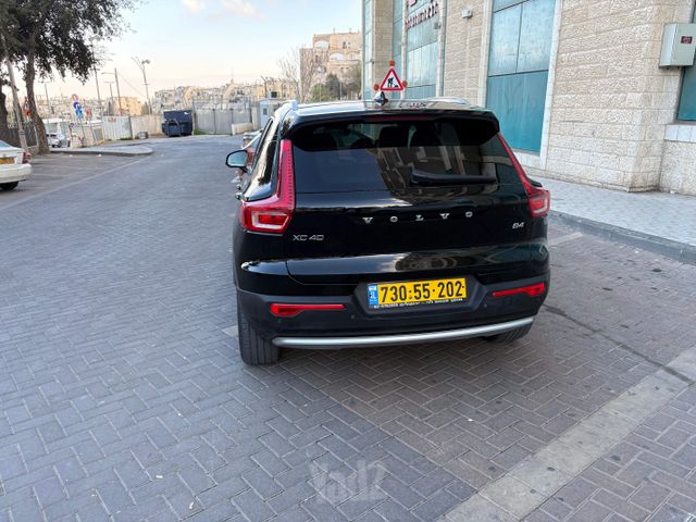 וולוו XC40