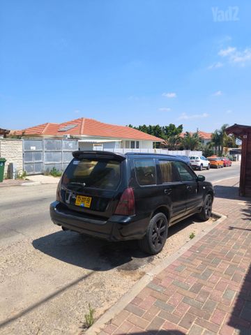 סובארו פורסטר