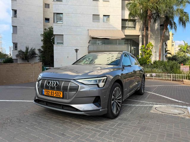 אאודי E-tron