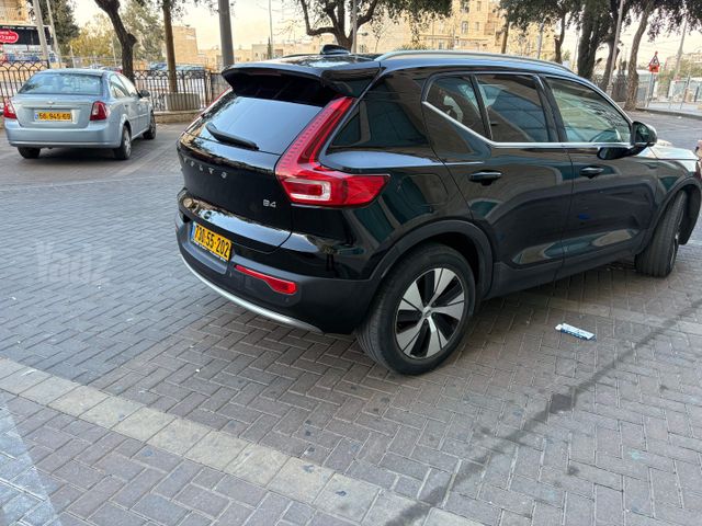 וולוו XC40
