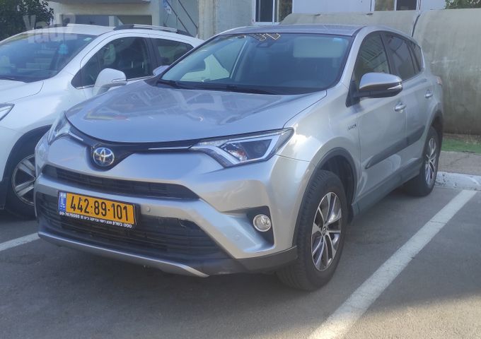 מודעת רכב טויוטה RAV4