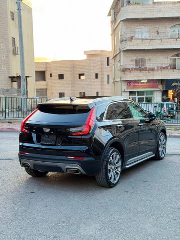 קאדילק XT4