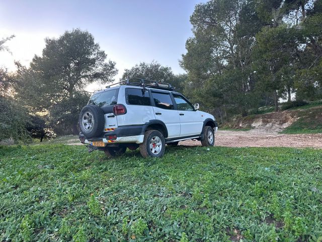 מודעת רכב ניסאן טראנו
