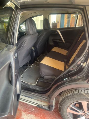 טויוטה RAV4