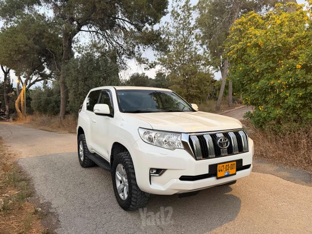מודעת רכב טויוטה לנד קרוזר