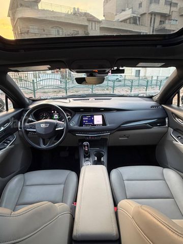 קאדילק XT4