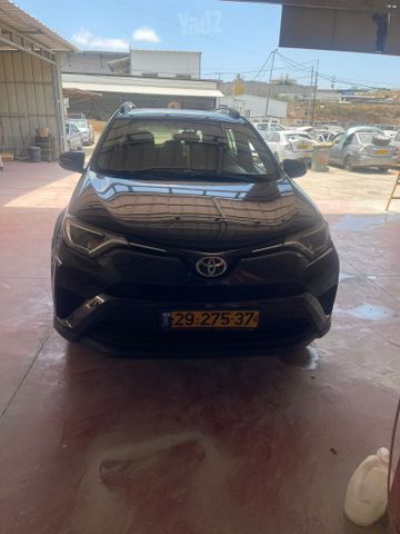 מודעת רכב טויוטה RAV4