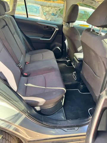טויוטה RAV4