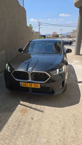 ב מ וו X2