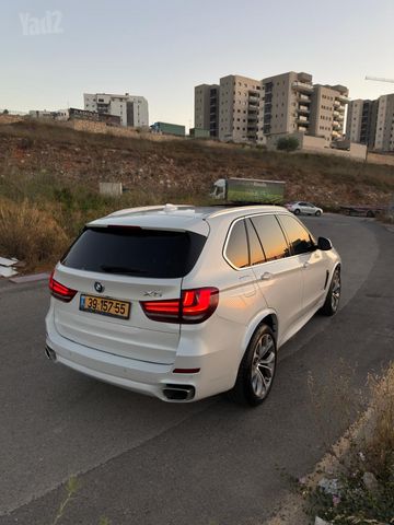 ב מ וו X5