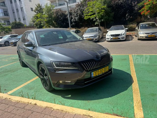 מודעת רכב סקודה סופרב