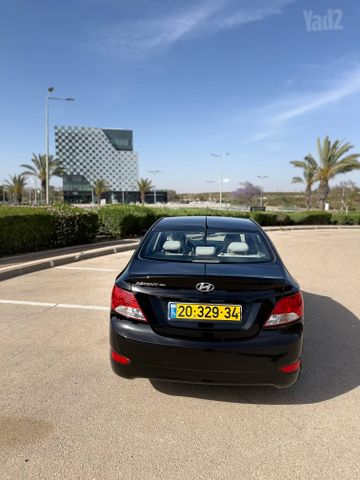 יונדאי אקסנט i25