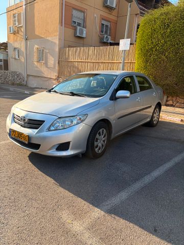 טויוטה קורולה