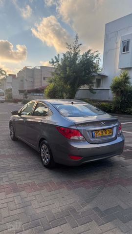 יונדאי אקסנט i25